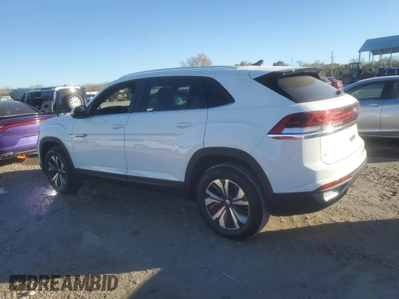2024 Volkswagen Atlas SE with VIN 1V2DE2CA0RC244941, listed as a Copart auction lot 78818354 with 410 mi miles and Salvage title. Bid and sale history available at DreamBid. Image 2.