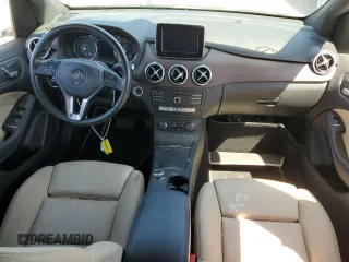 2017 Mercedes-Benz B Electric Drive with VIN WDDVP9ABXHJ015560, listed as a Copart auction lot 69035934 with 32,639 mi miles and Clean Title. Bid and sale history available at carsss.com. Image 8.