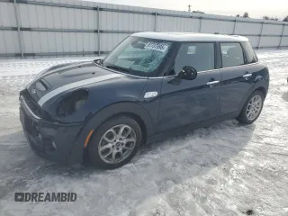 2017 MINI Hardtop 4 Door Cooper S z VIN WMWXU3C35H2D33451, wystawiony jako Copart lot #87737895 z przebiegiem 88 840 mil mil oraz Szkody całkowita. Historia ofert i sprzedaży dostępna na DreamBid. Obrazek 1.