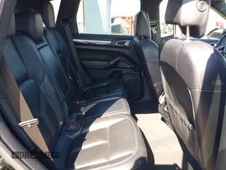 2016 Porsche Cayenne with VIN WP1AA2A27GLA01974, listed as a IAAI auction lot 42505549 with 182,607 mi miles and . Bid and sale history available at DreamBid. Image 8.