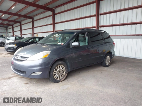 2010 Toyota Sienna XLE with VIN 5TDDK4CC5AS030134, listed as a IAAI auction lot 42522402 with 307,273 mi miles and . Bid and sale history available at DreamBid. Image 2.