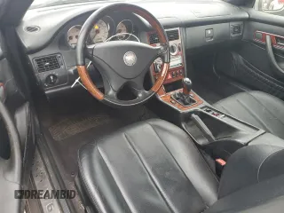2003 Mercedes-Benz SLK 320 with VIN WDBKK65F33F286090, listed as a Copart auction lot 54711385 with 82,300 mi miles and Salvage title. Bid and sale history available at DreamBid. Image 8.