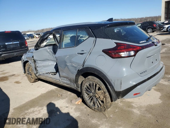 2023 Nissan Kicks SV with VIN 3N1CP5CV0PL551526, listed as a Copart auction lot 49707195 with 8,371 mi miles and Salvage Title. Bid and sale history available at DreamBid. Image 2.