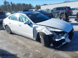 2023 Hyundai Sonata Limited with VIN KMHL34J26PA328440, listed as a IAAI auction lot 41502323 with 34,462 mi miles. Bid and sale history available at carsss.com. Image 1.