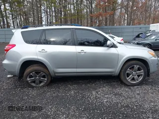 2011 Toyota RAV4 Sport with VIN JTMRF4DV6B5043105, listed as a IAAI auction lot 41546015 with 157,760 mi miles. Bid and sale history available at carsss.com. Image 13.