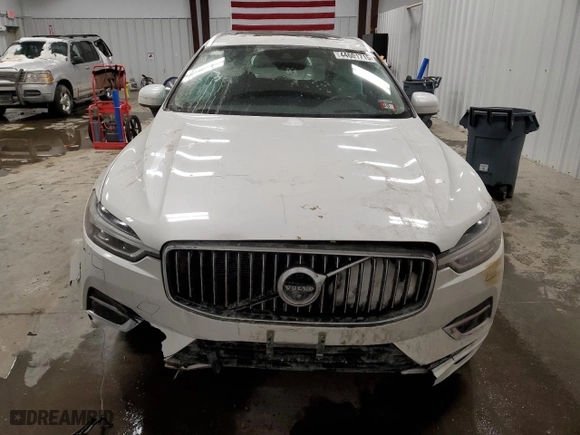 2020 Volvo XC60 Inscription with VIN YV4102RL3L1517883, listed as a Copart auction lot 44601715 with 62,249 mi miles and Salvage Title. Bid and sale history available at carsss.com. Image 5.