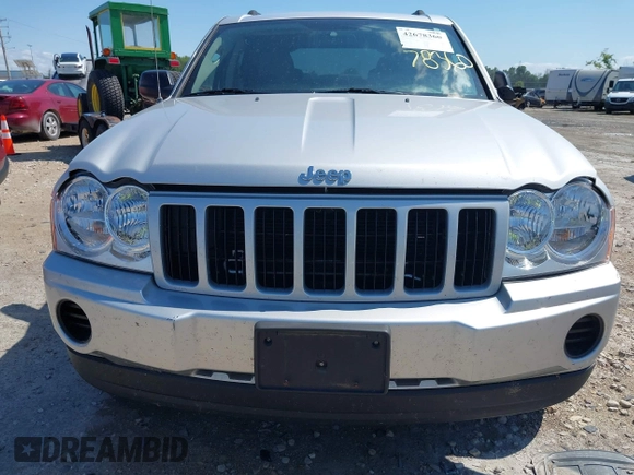 2005 Jeep Grand Cherokee Laredo with VIN 1J4GR48K95C651483, listed as a IAAI auction lot 42678360 with 114,674 mi miles and . Bid and sale history available at DreamBid. Image 6.