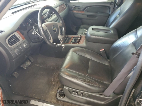 2011 Chevrolet Suburban LTZ with VIN 1GNSKKE38BR289541, listed as a Copart auction lot 44610195 with 228,762 mi miles and Salvage Title. Bid and sale history available at carsss.com. Image 7.