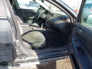 2016 Chevrolet Impala Limited LT with VIN 2G1WB5E30G1185890, listed as a IAAI auction lot 41737425 with 182,135 mi miles. Bid and sale history available at carsss.com. Image 5.