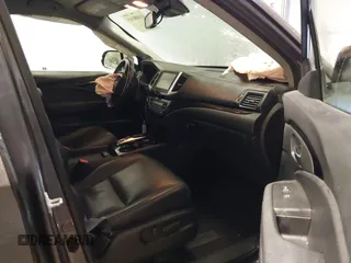 2017 Honda Pilot Touring with VIN 5FNYF6H91HB084737, listed as a IAAI auction lot 41608145 with 86,696 mi miles. Bid and sale history available at carsss.com. Image 5.