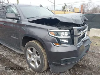 2016 Chevrolet Suburban LS with VIN 1GNSKGKC8GR416555, listed as a IAAI auction lot 41230592 with 140,549 mi miles. Bid and sale history available at carsss.com. Image 6.