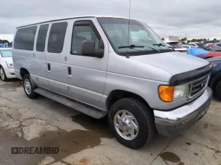 2007 Ford Econoline Passenger XL with VIN 1FBNE31LX7DB35852, listed as a Copart auction lot 74790324 with Not Provided miles and Non Repairable. Bid and sale history available at carsss.com. Image 4.