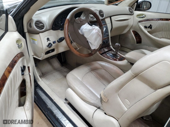 2006 Mercedes-Benz CLK-Class 3.5L with VIN WDBTK56J66F169464, listed as a Copart auction lot 86990314 with 173,705 mi miles and Salvage Title. Bid and sale history available at carsss.com. Image 8.