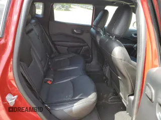 2021 Jeep Compass 80th Anniversary z VIN 3C4NJDEB3MT549544, wystawiony jako Copart lot #62273215 z przebiegiem 35 488 mil mil oraz Szkoda całkowita • Salvage title. Historia ofert i sprzedaży dostępna na DreamBid. Obrazek 10.