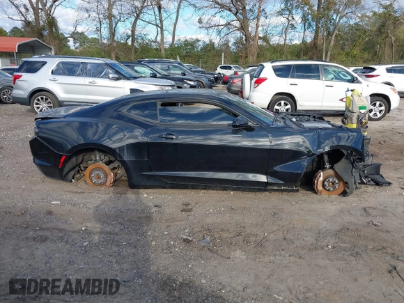 2019 Chevrolet Camaro 1SS with VIN 1G1FE1R70K0119793, listed as a IAAI auction lot 40948144 with 109,201 mi miles. Bid and sale history available at carsss.com. Image 14.