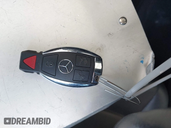 2008 Mercedes-Benz C 300 Sport with VIN WDDGF54X98F105488, listed as a IAAI auction lot 42327738 with 142,958 mi miles and . Bid and sale history available at DreamBid. Image 11.