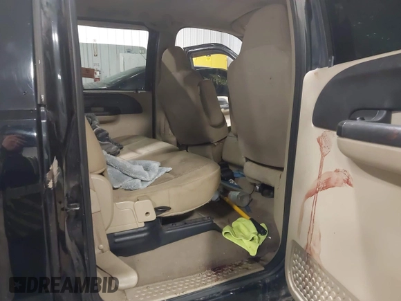 2006 Ford F-250 XL z VIN 1FTSW21P96ED33324, wystawiony jako IAAI lot #41943179 z przebiegiem Nie podano mil oraz . Historia ofert i sprzedaży dostępna na DreamBid. Obrazek 8.