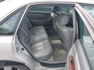 2003 Toyota Avalon XL with VIN 4T1BF28B93U279272, listed as a IAAI auction lot 42106495 with 161,904 mi miles and . Bid and sale history available at carsss.com. Image 8.
