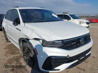 2024 Volkswagen Tiguan SE R-Line Black с VIN 3VVCB7AXXRM100825, выставлен на аукционе IAAI как лот 41300602 с пробегом 6 158 миль миль и . История ставок и продаж доступна на DreamBid. Изображение 1.