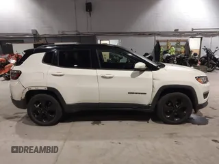 2018 Jeep Compass Latitude with VIN 3C4NJDBB6JT453973, listed as a IAAI auction lot 41153555 with 105,210 mi miles. Bid and sale history available at carsss.com. Image 13.