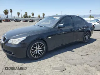 2007 BMW 5 Series 550i z VIN WBANB53577CP07901, wystawiony jako Copart lot #57624255 z przebiegiem 203 970 mil mil oraz Szkoda całkowita • Salvage title. Historia ofert i sprzedaży dostępna na DreamBid. Obrazek 1.