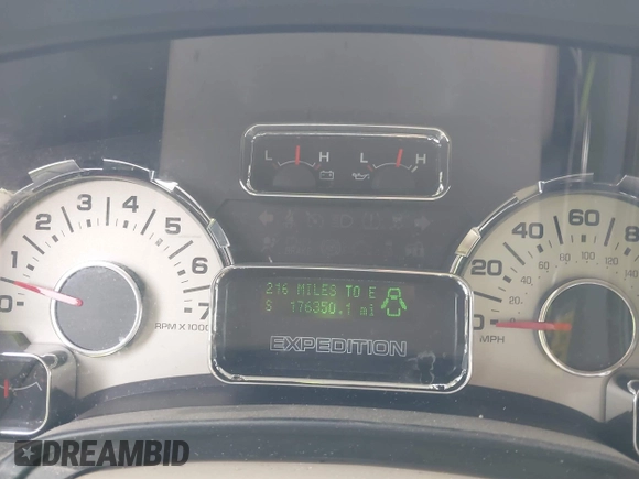 2014 Ford Expedition EL XLT with VIN 1FMJK1J58EEF27868, listed as a IAAI auction lot 41797524 with 176,350 mi miles. Bid and sale history available at carsss.com. Image 7.