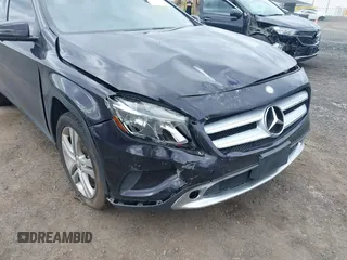 2015 Mercedes-Benz GLA 250 z VIN WDCTG4GB0FJ114889, wystawiony jako IAAI lot #42049338 z przebiegiem 83 676 mil mil oraz . Historia ofert i sprzedaży dostępna na DreamBid. Obrazek 6.