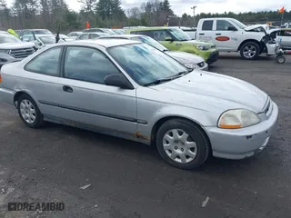 1998 Honda Civic DX with VIN 1HGEJ6225WL097399, listed as a IAAI auction lot 41848640 with 130,082 mi miles. Bid and sale history available at carsss.com. Image 1.