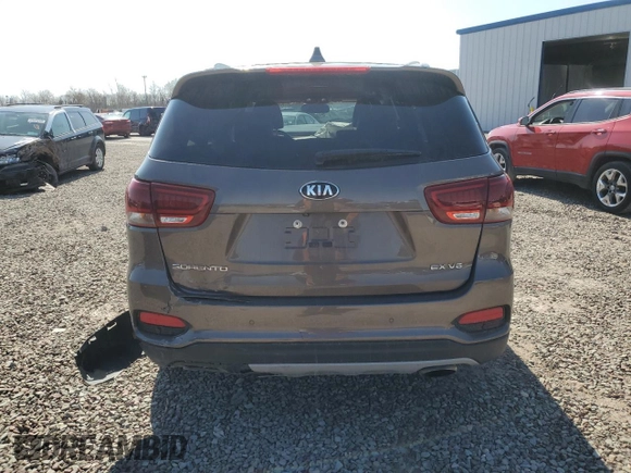 2019 Kia Sorento EX V6 with VIN 5XYPHDA59KG448467, listed as a Copart auction lot 54129805 with 57,185 mi miles and Salvage Title. Bid and sale history available at carsss.com. Image 6.