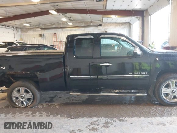 2013 Chevrolet Silverado 1500 with VIN 1GCRKSE27DZ346393, listed as a IAAI auction lot 41726306 with 73,033 mi miles and . Bid and sale history available at DreamBid. Image 13.