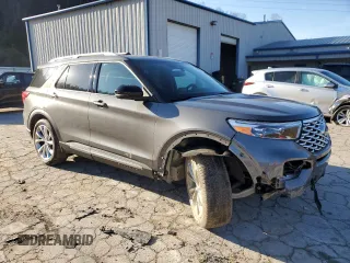 2023 Ford Explorer Platinum z VIN 1FM5K8HC0PGA50830, wystawiony jako Copart lot #43792605 z przebiegiem 9 334 mil mil oraz Szkoda całkowita • Salvage title. Historia ofert i sprzedaży dostępna na DreamBid. Obrazek 4.