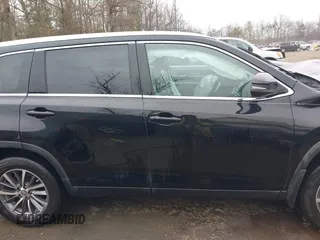 2019 Toyota Highlander SE with VIN 5TDJZRFH3KS732604, listed as a IAAI auction lot 41660910 with Not provided miles and . Bid and sale history available at DreamBid. Image 14.