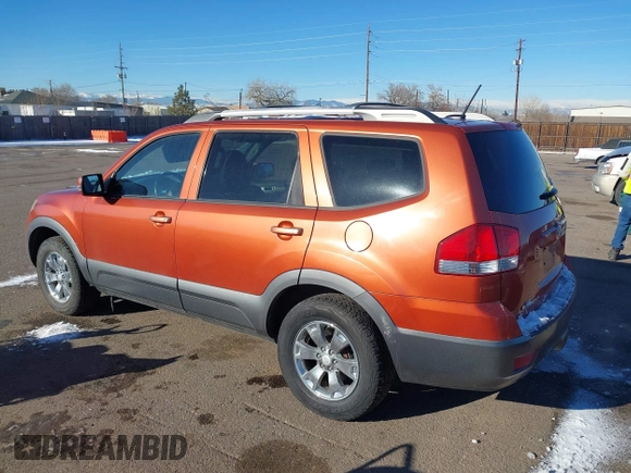 2009 Kia Borrego LX with VIN KNDJH741295034028, listed as a IAAI auction lot 41371961 with 99,785 mi miles. Bid and sale history available at carsss.com. Image 3.
