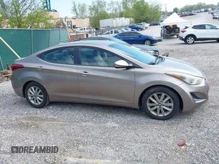 2016 Hyundai Elantra SE z VIN 5NPDH4AE6GH656681, wystawiony jako IAAI lot #41941750 z przebiegiem 110 289 mil mil oraz . Historia ofert i sprzedaży dostępna na DreamBid. Obrazek 13.