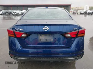 2019 Nissan Altima SR with VIN 1N4BL4CV8KC133935, listed as a IAAI auction lot 41903915 with 97,787 mi miles and . Bid and sale history available at DreamBid. Image 17.