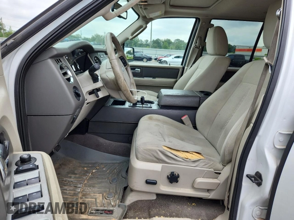 2013 Ford Expedition Max XLT с VIN 1FMJK1H56DEF01306, выставлен на аукционе Copart как лот 62925315 с пробегом 199 531 миль миль и Чистый • Clean title. История ставок и продаж доступна на DreamBid. Изображение 7.