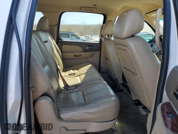 2013 GMC Yukon XL SLT z VIN 1GKS2KE71DR182172, wystawiony jako Copart lot #48693785 z przebiegiem 200 313 mil mil oraz Szkoda całkowita • Salvage title. Historia ofert i sprzedaży dostępna na DreamBid. Obrazek 11.