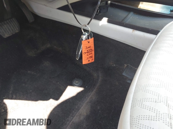 2017 Lincoln MKZ Hybrid Black Label with VIN 3LN6L5NU8HR639681, listed as a IAAI auction lot 42571227 with 123,522 mi miles and . Bid and sale history available at DreamBid. Image 11.