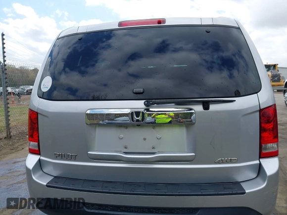 2013 Honda Pilot EX-L with VIN 5FNYF4H54DB056751, listed as a IAAI auction lot 41908873 with 146,393 mi miles. Bid and sale history available at carsss.com. Image 16.