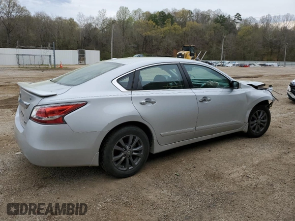 2015 Nissan Altima 2.5 S with VIN 1N4AL3APXFN919255, listed as a Copart auction lot 50261965 with 132,961 mi miles and Salvage Title. Bid and sale history available at carsss.com. Image 3.