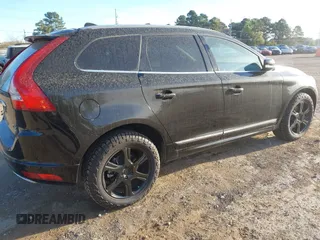 2015 Volvo XC60 T6 with VIN YV4902RK3F2721804, listed as a IAAI auction lot 41833744 with 105,855 mi miles and . Bid and sale history available at DreamBid. Image 4.