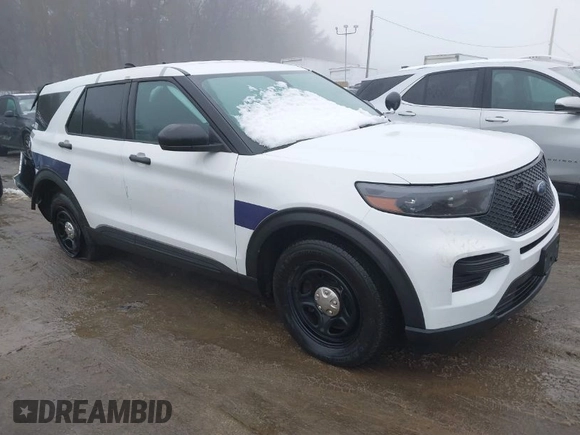 2022 Ford Police Interceptor Utility z VIN 1FM5K8AB5NGA54483, wystawiony jako IAAI lot #41562308 z przebiegiem 65 002 mil mil oraz . Historia ofert i sprzedaży dostępna na DreamBid. Obrazek 1.