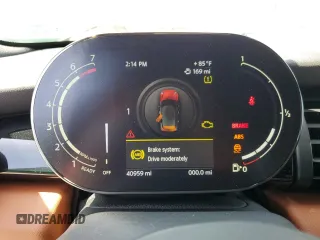 2021 MINI Hardtop 4 Door Cooper S with VIN WMWXU9C08M2N98316, listed as a Copart auction lot 57972844 with 40,959 mi miles and Salvage title. Bid and sale history available at DreamBid. Image 9.