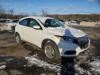 2021 Honda HR-V LX with VIN 3CZRU6H37MM719742, listed as a Copart auction lot 45638215 with 129,549 mi miles and Non Repairable. Bid and sale history available at carsss.com. Image 4.
