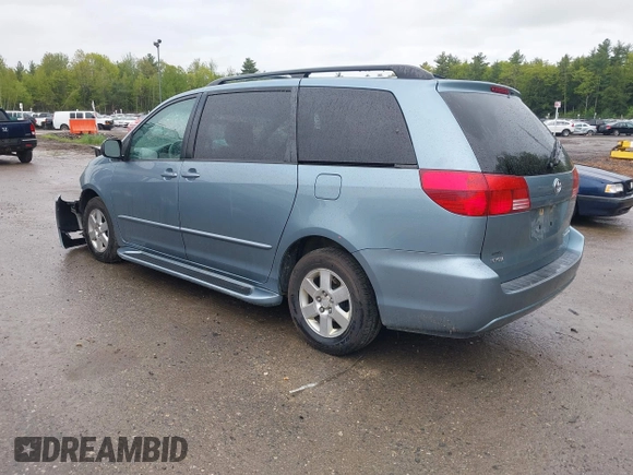 2005 Toyota Sienna CE with VIN 5TDZA23C75S371375, listed as a IAAI auction lot 42297274 with 241,609 mi miles and . Bid and sale history available at DreamBid. Image 3.