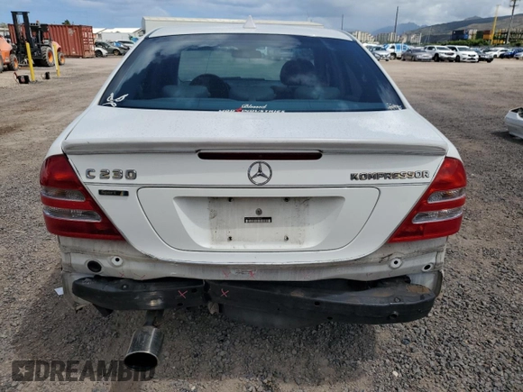 2004 Mercedes-Benz C 230 Kompressor with VIN WDBRF40J04F548247, listed as a Copart auction lot 58189555 with 80,351 mi miles and Salvage title. Bid and sale history available at DreamBid. Image 6.