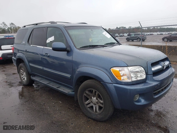 2005 Toyota Sequoia SR5 with VIN 5TDZT34A25S247933, listed as a IAAI auction lot 41618753 with 238,821 mi miles. Bid and sale history available at carsss.com. Image 1.