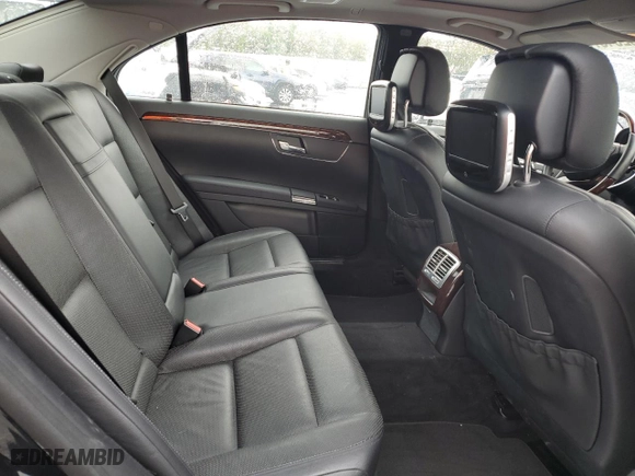 2013 Mercedes-Benz S-Class S 550 with VIN WDDNG7DB3DA527588, listed as a Copart auction lot 52543795 with 92,417 mi miles and Clean Title. Bid and sale history available at carsss.com. Image 10.
