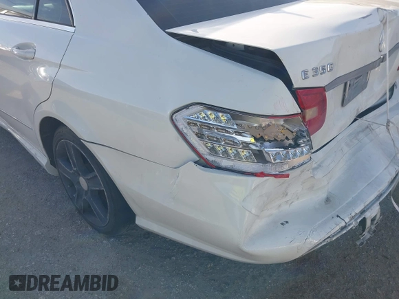 2011 Mercedes-Benz E 350 Luxury with VIN WDDHF5GBXBA452434, listed as a IAAI auction lot 41814981 with 324,877 mi miles and . Bid and sale history available at DreamBid. Image 13.