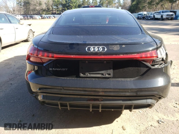 2023 Audi e-tron GT Premium Plus z VIN WAUFJBFW6P7002994, wystawiony jako Copart lot #50310483 z przebiegiem 1682 mil mil oraz . Historia ofert i sprzedaży dostępna na DreamBid. Obrazek 6.